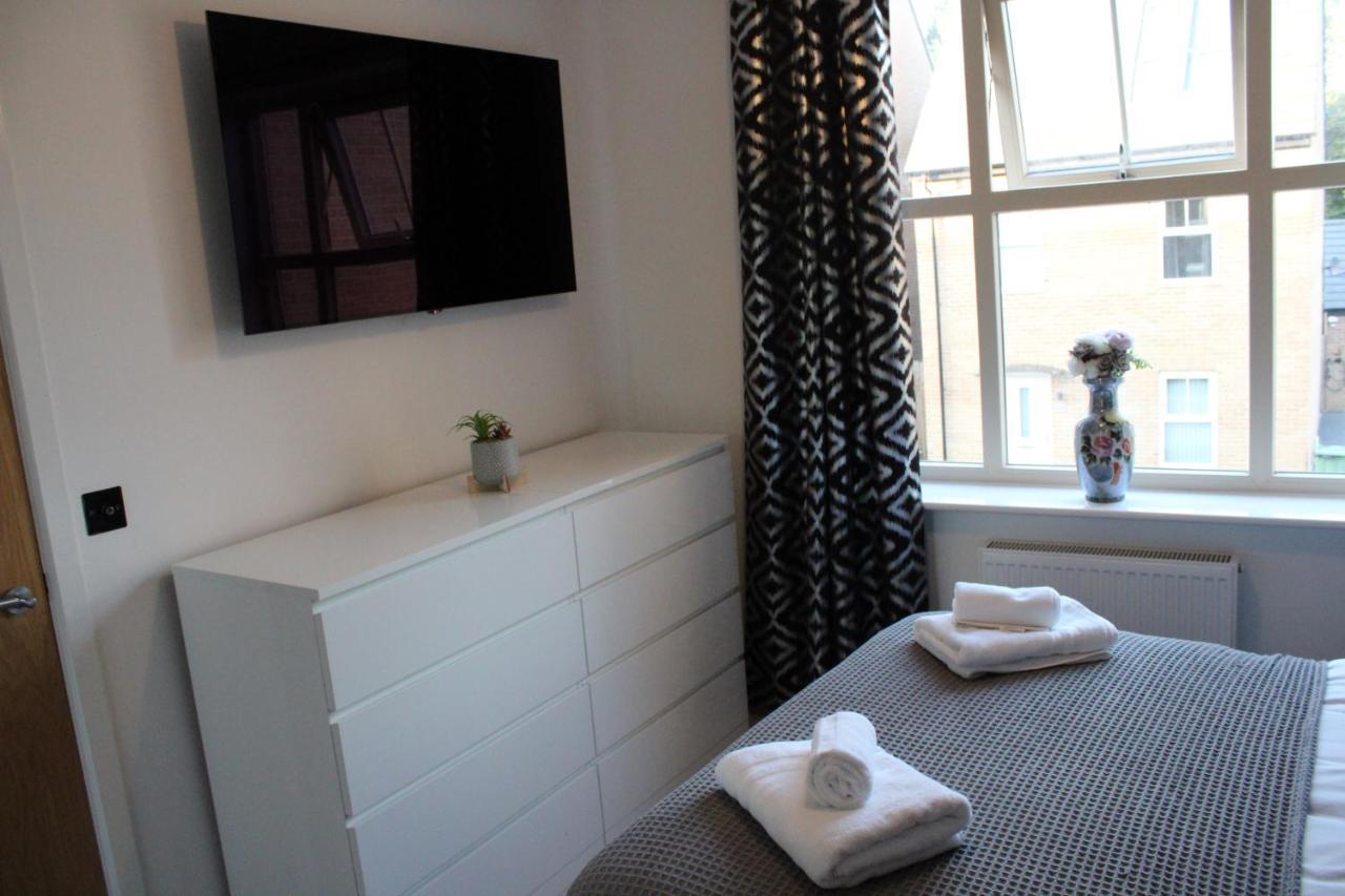 Haven - Spacious Luxury Home Perfect For Families, Couples And Contractors! 5Mins To Xscape And Junction 32! Castleford Exterior foto